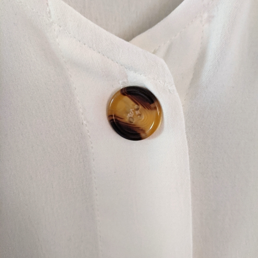 π3/$10π Button Blouse - Picture 3 of 3
